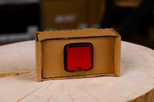 Фонарь задний Knog Blinder E RH -StVZO
